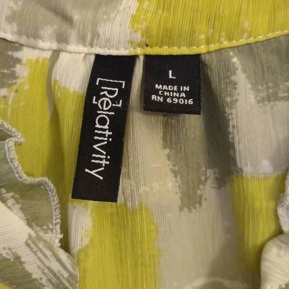 Relativity Sleeveless Ruffle Neck Blouse Lime Green Gray Abstract Print Large - Picture 6 of 9